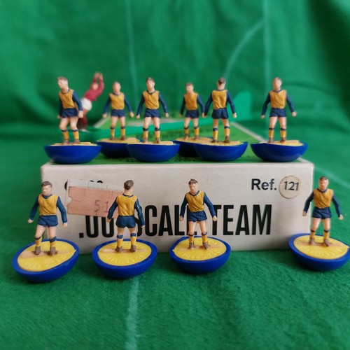Mint subbuteo team 121 - subbuteo,