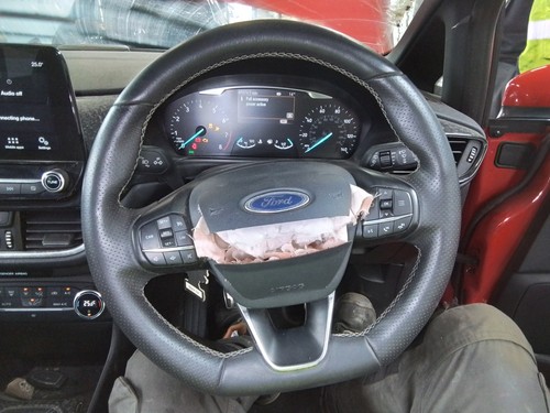 Steering wheel ford fiesta mk8 - ford,