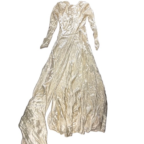 Vintage 1940s handmade ivory - handmade,
