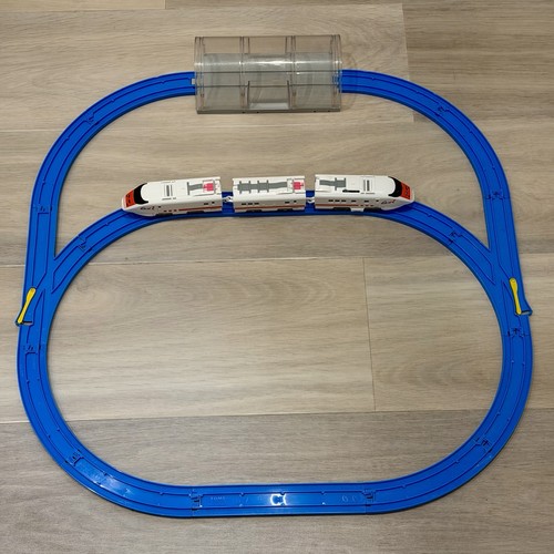Tomy tomica east bullet - east, i