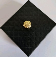 Lovely PANDORA Textured Clover Mini Charm 14k gold plating