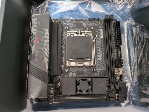 Gigabyte amd b850i aorus - b850i, pro