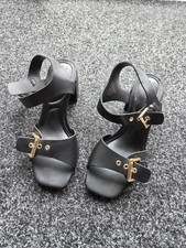 Primark Women Chunky Block Heel Shoes Size 5 Gold Buckle Detail Great Condition