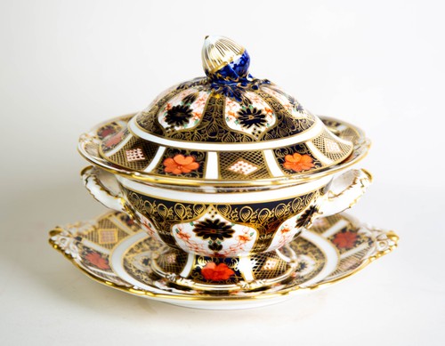 Royal crown derby old - crown,
