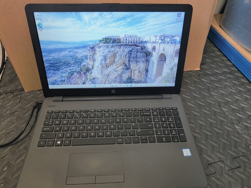 Pavilion 250 g6 - 15.6",