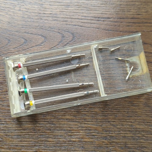 Flume vintage watchmakers hand - flume,