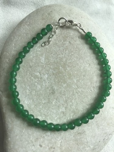 Green jade beads - 4, mm