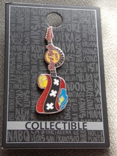 HARD ROCK CAFE GUITAR PIN