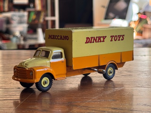 Dinky toys 930 bedford - dinky,