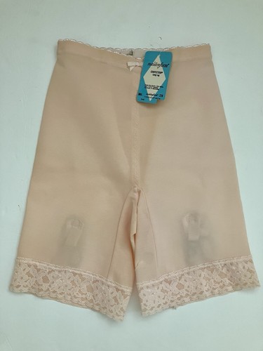 Nwt vintage 60s maidenform - nwt,