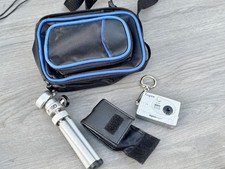 DIGITAL DREAM L’ESPION MINI DIGITAL CAMERA SPY GADGET WITH TRIPOD CASE