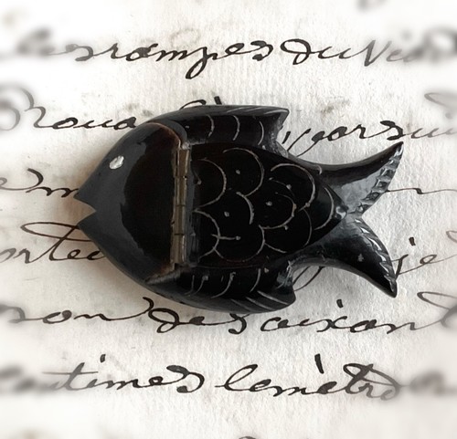 Vintage black horn - vintage, fish