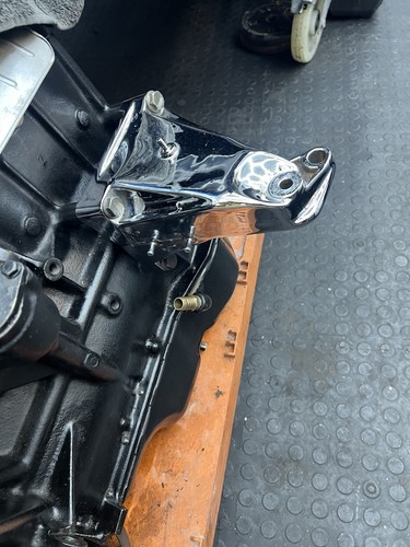 Vr6 rear engine mount - engine,