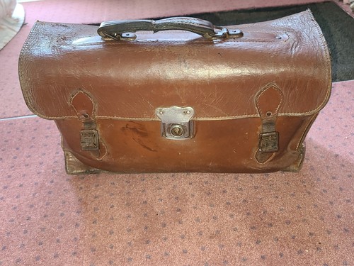 Vintage leather briefcase - leather,