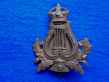 UNUSUAL WWII BRITISH BANDMASTER MUSICIANS TWO PART BRASS ARM BADGE + PLATE & PIN