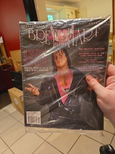 Wwe magazine presents february - wwe,