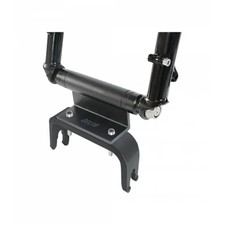Delta Thru-Axle Hitch Pro