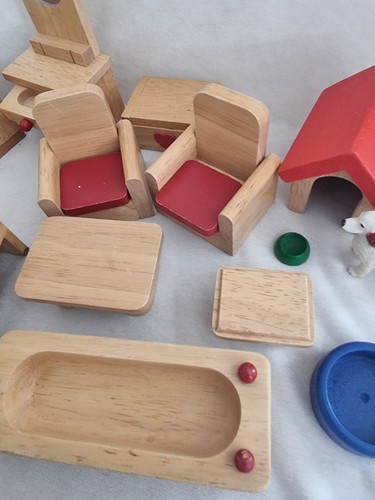 Joblot wooden dolls house - joblot,