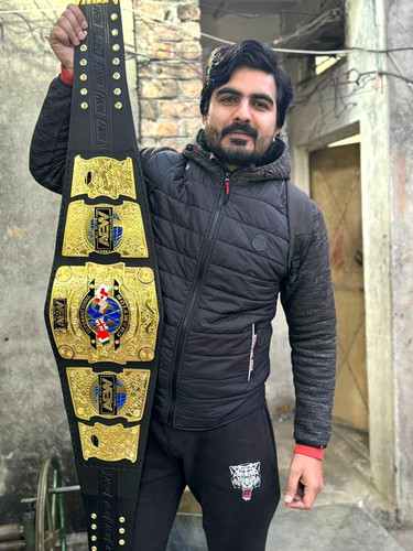 Aew international wrestling - international,