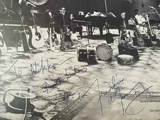 QUEEN - JAZZ - SIGNED BY