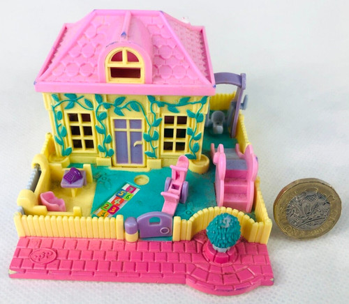Polly pocket doll - pocket,