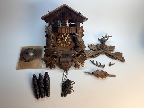 Small cuckoo clock hunter - cuckoo,