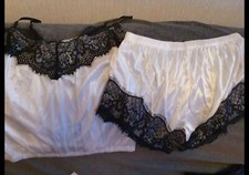  LADIES  SILK PYJAMA SET 