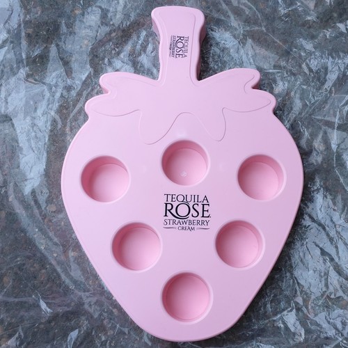 Tequila rose strawberry - rose,