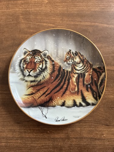 Collectible plate the watch - collectible,