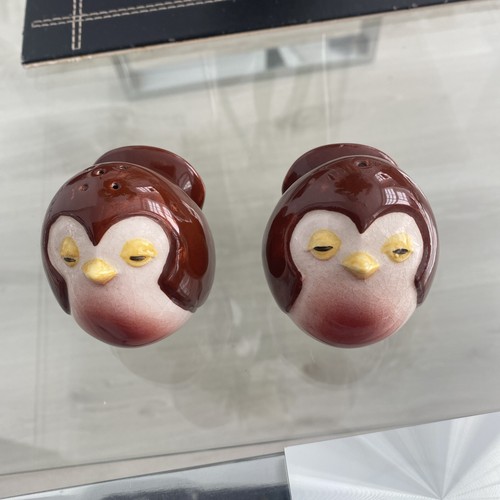 Carlton ware robin salt - ,