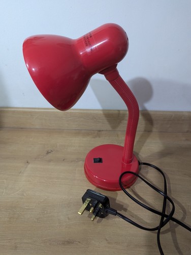 Red desk lamp - red,