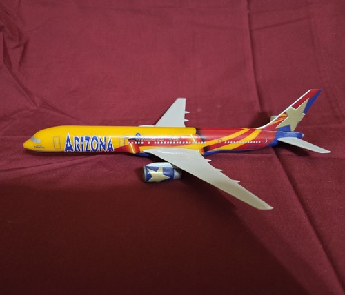Used flight miniatures - used,