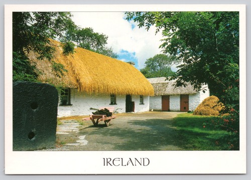 C38076 thatched cottages - c38076,