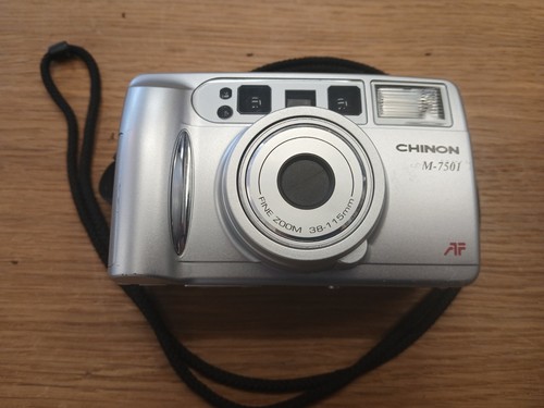 Chinon 7501 35mm camera - af,