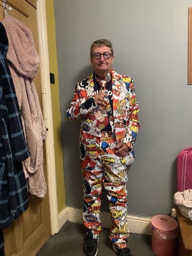 Smiffy stand out suit - stand, suit.