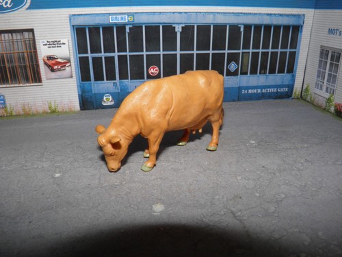 Britains toys jersey cow - britains,