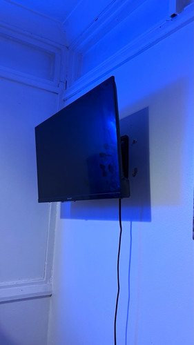 Sharp 20in led 1080p - 20in, (approx)
