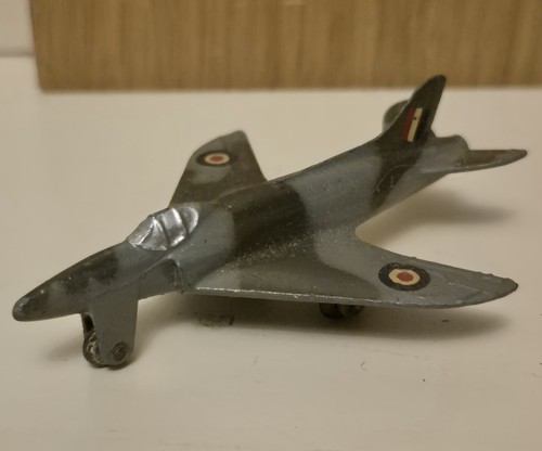 Dinky toy 734 supermarine - dinky,