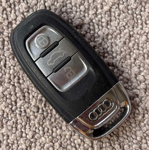 Genuine audi button remote - 3,