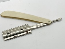 VINTAGE OLD RAZOR SHAVER GENTS