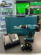 Makita Drill with 2 1.5ah batteries and charger