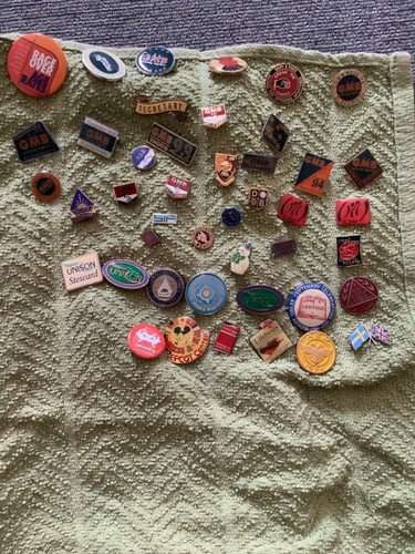 Badges joblot collection - badges,
