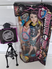 2014 Monster High Freaky