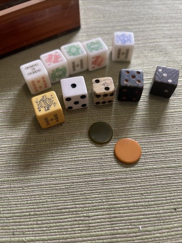 Vintage dice and poker die - die,