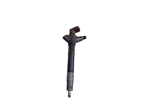 Toyota avensis fuel injector - avensis,