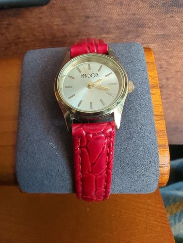 Moon brand timepiece - moon,