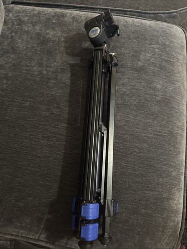Atlantic delta camera - camera, tripod
