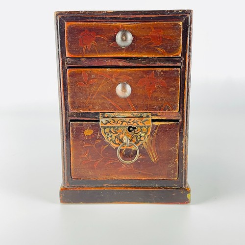 Antique japanese lacquered - antique,