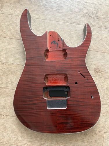 Ibanez strat basswood - strat,