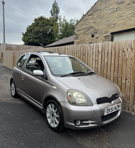 Toyota yaris sport - yaris, t